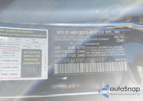 2015 Mercedes-Benz C 300 Sport 4Matic z USA, uszkodzony, nr VIN 55SWF4KB9FU058468